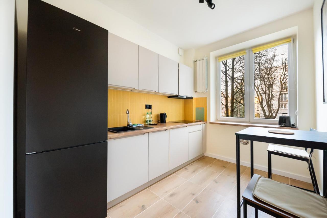 ורשה Ochota Sunny Apartment מראה חיצוני תמונה